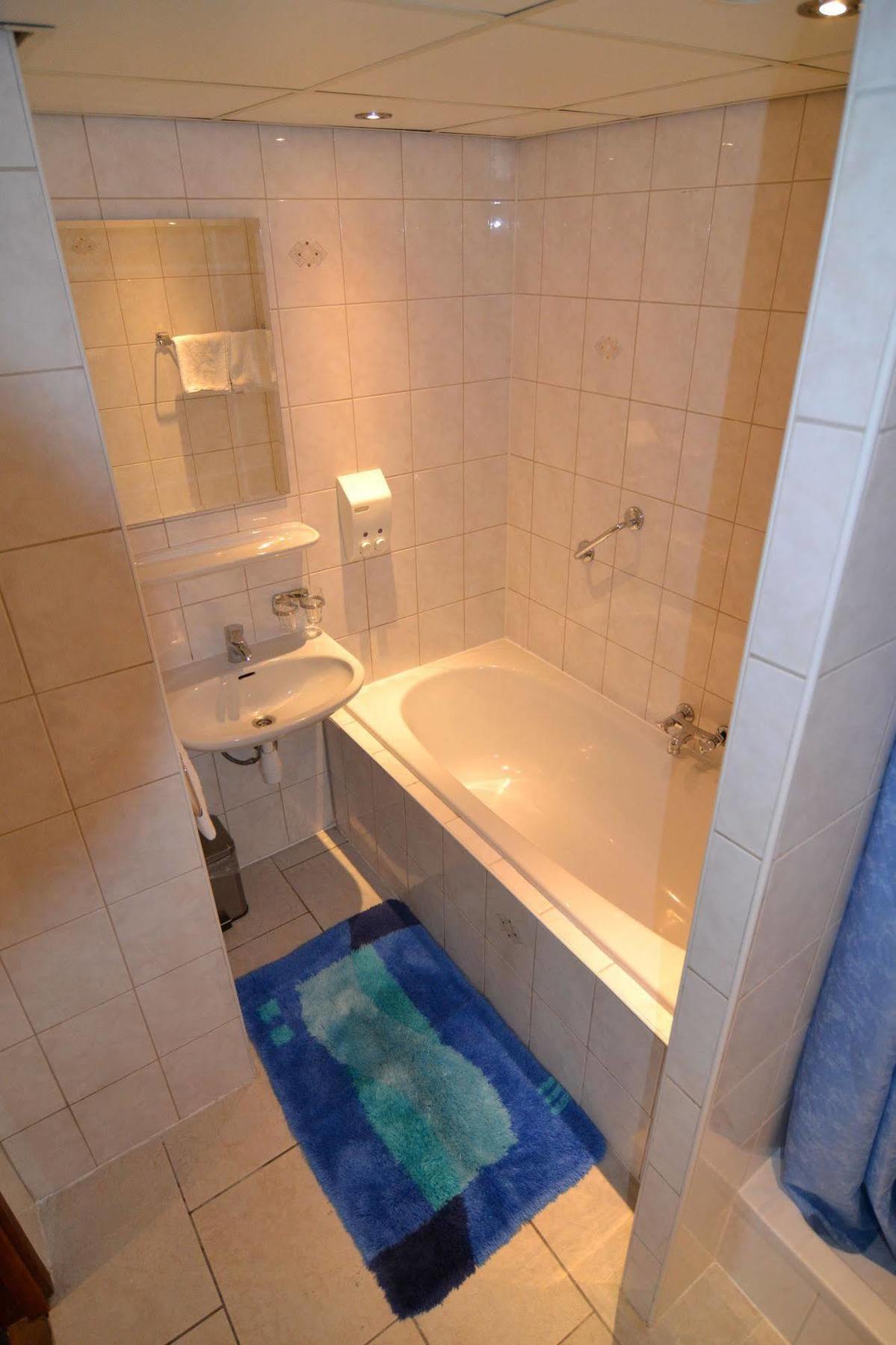 Hotel Bienvenue Ротердам Екстериор снимка